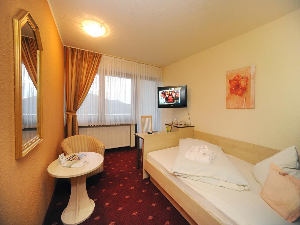 בודנמאיס Wellness- Und Ferienhotel Waldesruh חדר תמונה
